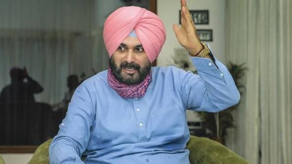 பஞ்சாப் காங்கிரஸ் தலைவர் பதவியில் இருந்து சித்து விலகியது ஏன்.. வெளியான ஐந்து காரணங்கள்