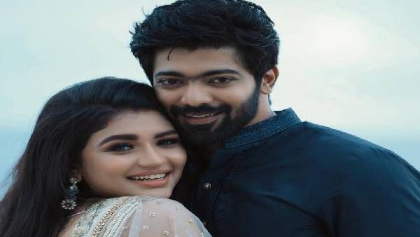 தோளில் சாய்ந்தபடி...காதலை வெளிக்காட்டிய ஷபானா