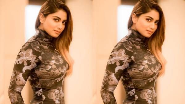 டைட் உடையில், ரசிகர்களை டைட் ஆக்கிய ஷிவானி...என்ன பார்வை டா இது??