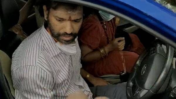 நித்தி ஆசிரமத்தில் இருந்து பெண் மீட்பு.. சீடர்களை விரட்டியடித்த மக்கள்!.. ராசிபுரத்தில் பரபரப்பு