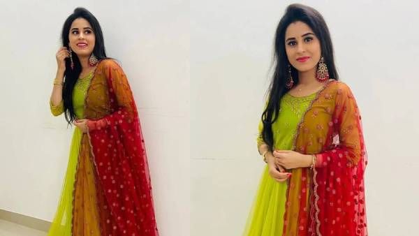 அம்சமான அழகில் ரித்திகா...பின்னாடியே அலையும் ரசிகர்கள் கூட்டம்