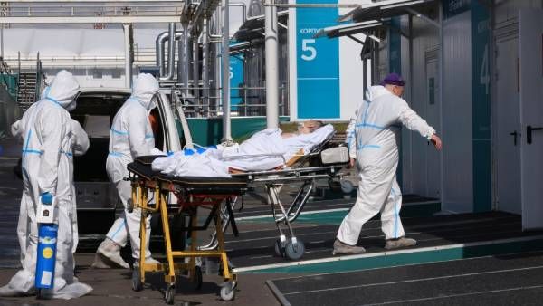 தொடர்ந்து அச்சுறுத்தும் கொரோனா மரணங்கள்- ரஷ்யாவில் ஒரே நாளில் 822 பேர் பலி