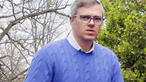 'தாலிபான்கள் பயங்கரவாதிகளா இல்லையா? மத்திய அரசு தெளிவுபடுத்த வேண்டும்..' உமர் அப்துல்லா கேள்வி