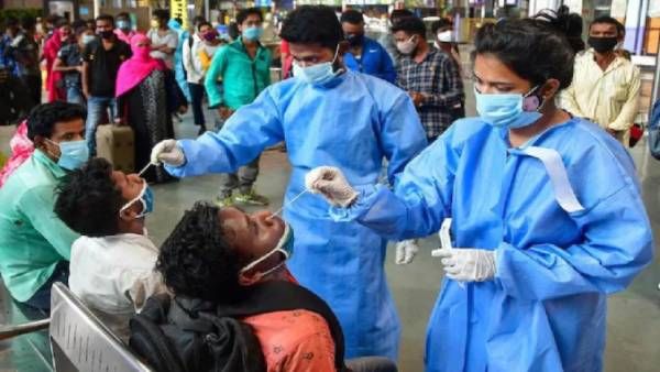 தமிழகத்தில் இன்றைய கொரோனா நிலவரம்.. சரியும் குணம் அடைவோர் எண்ணிக்கை