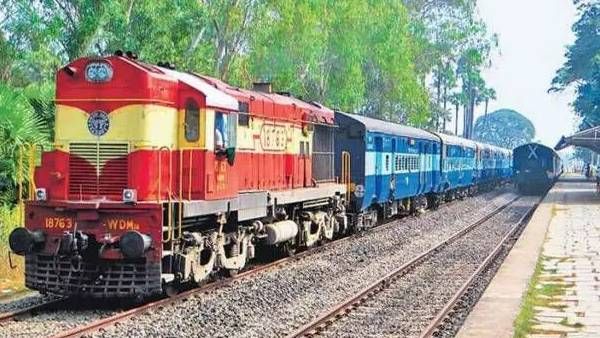 பாண்டியன், வைகை எக்ஸ்பிரஸ் ரயில்கள் உட்பட 132 ரயில்களின் நேரம் மாற்றியமைப்பு - இன்று முதல் அமல்