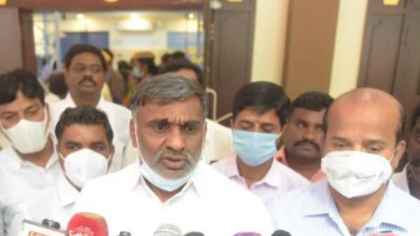 லஞ்ச ஒழிப்புத்துறை சோதனை.. முன்னாள் அமைச்சர் கே.சி வீரமணி ஆவேசம்.. பரபரப்பு பேட்டி!