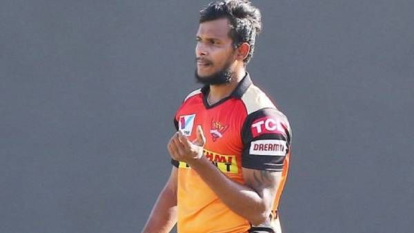 அடுத்தடுத்து இடி.. நடராஜனின் கனவை உலுக்கிய 4 சம்பவம்.. நேரம் பார்த்து இப்படியா நடக்கணும்?