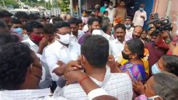 வீடுகளை அகற்றப் போவதாக வந்த தகவல்.. விரைந்து வந்த திருமாவளவன்.. முதல்வரிடம் கொண்டு செல்வதாக உறுதி