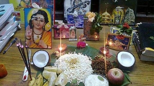 நவராத்திரி: ஆயுதபூஜை, விஜயதசமி கொண்டாடுவது ஏன் தெரியுமா - புராண கதை