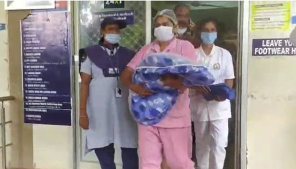 வெல்டன் தஞ்சை போலீஸ்.. ஒரே நாளில் கடத்தப்பட்ட குழந்தை மீட்பு.. சிசி டிவியால் சிக்கிய கடத்தல்காரி