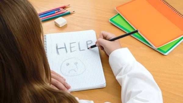 2020 -ல் போக்சோ சட்டத்தின் கீழ் பதிவான வழக்குகளில் 99% பெண் குழந்தைகளுக்கு எதிரானது.. என்சிஆர்பி