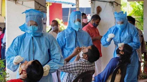 மீண்டும் லாக்டவுனா?.. மிரட்டும் இந்த 2 மாநிலங்கள்.. பெருகும் தொற்று.. விழிபிதுங்கும் அரசுகள்