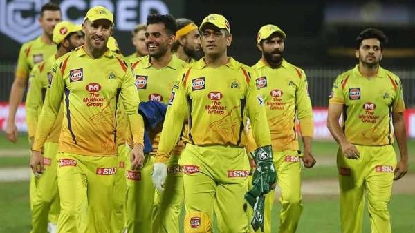 ரேஸில் 6 பேர்.. அவரையும் விட்டு வைக்காத சிஎஸ்கே மேலிடம்.. தோனிக்கு பின் கேப்டனாக போவது யார்?