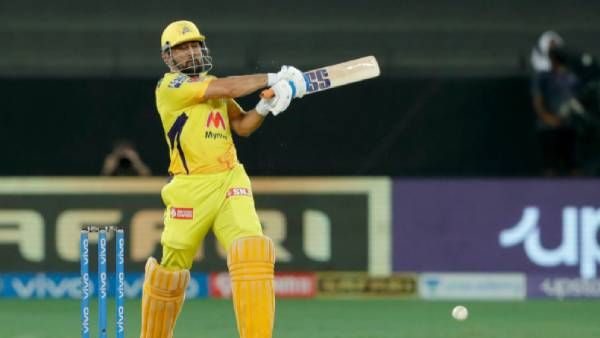 டெஸ்ட் பேட்டிங்கை விடுங்க.. தெரிஞ்சே தோனி செய்த 