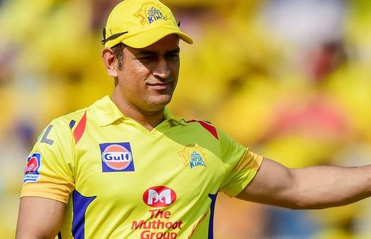 சென்னை மண்ணில் 'தல' தோனி கூறிய அந்த ஒற்றை வார்த்தை.. சி.எஸ்.கே பேன்ஸ் செம ஹேப்பி அண்ணாச்சி!