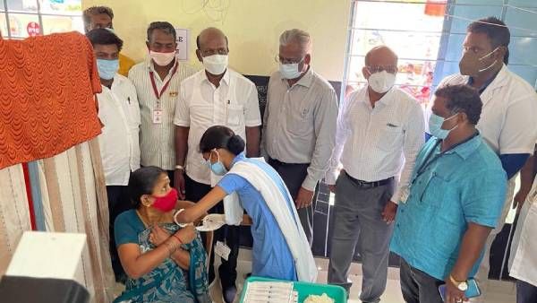 20 ஆயிரம் கேம்ப்.. 20 லட்சம் டோஸ் டார்கெட்.. தமிழ்நாடு முழுவதும் 4வது மெகா கொரோனா தடுப்பூசி முகாம்