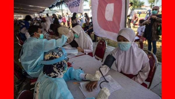 அலறி அடித்து ஓடும் தொற்று.. 7 மாதங்களுக்கு பிறகு இந்தியாவில் குறைந்தது கொரோனா.. மத்திய அரசு தகவல்