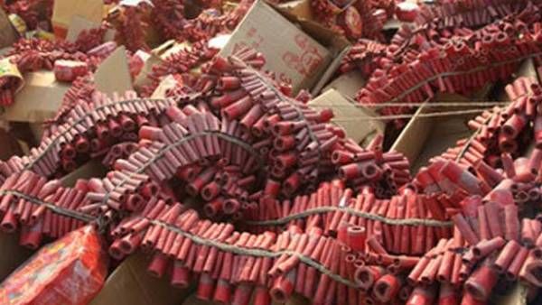 சிவகாசி பட்டாசில் நச்சுத்தன்மை வாய்ந்த பேரியம் நைட்ரேட்?? பட்டாசு உற்பத்தியாளர் சங்கம் சொல்வது என்ன