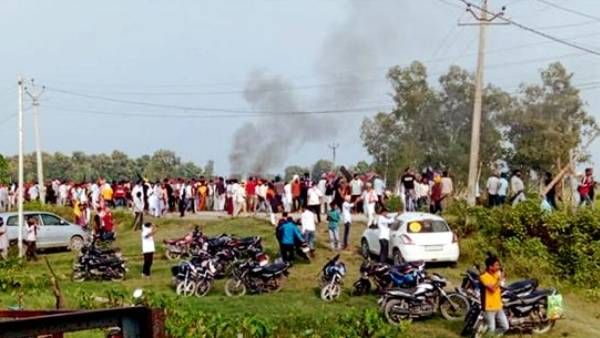 லக்கிம்பூர் விவசாயிகள் படுகொலையை குறிப்பிடாமல் பாஜகவினர் தாக்கப்பட்டதாக 2-வது எப்.ஐ.ஆர். பதிவு!