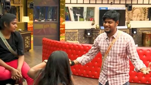 பக்கம் பக்கமாக வசனம் பேசும் அபிஷேக்... கண்டுகொள்ளாத போட்டியாளர்கள்