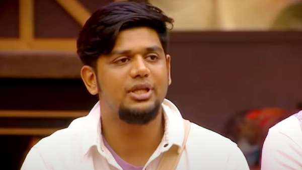 அபிஷேக் நல்லாதான் பெர்பாமன்ஸ் பண்ணாரா??அப்போ வெளியே எதையுமே காட்டலயே