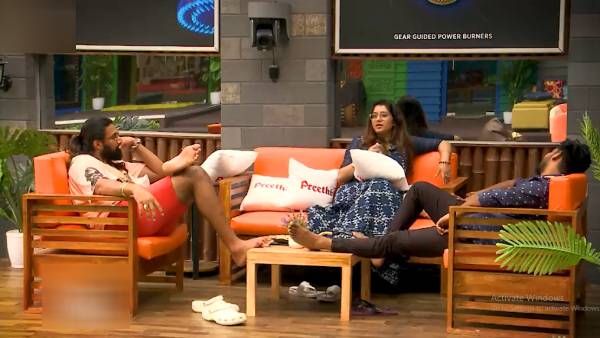 அபிஷேக்கை அசிங்கப்படுத்திய பிக்பாஸ்..கலாய்த்து தள்ளிய பிரியங்கா