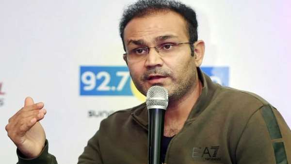 தீபாவளிக்கு மட்டும் தடை.. பாகிஸ்தான் வெற்றியை பட்டாசு வெடித்து கொண்டாட விட்டது ஏன்? சேவாக் ஆவேசம்