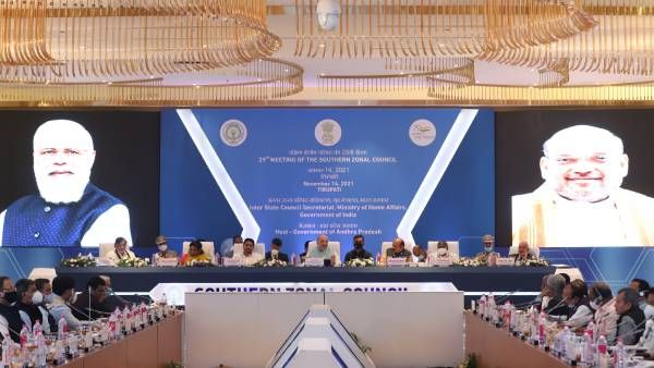 தென்னிந்தியாவின் பங்களிப்பு இல்லாமல் இந்தியாவின் வளர்ச்சியை கற்பனை செய்து பார்க்க முடியாது: அமித்ஷா