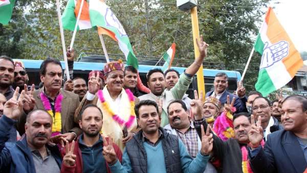 ஹிமாச்சல பிரதேசத்தில் காங்கிரஸ் க்ளீன் ஸ்வீப்! டெபாசிட்டை இழந்து தோற்ற பாஜக! பின்னணியில் 5 காரணங்கள்