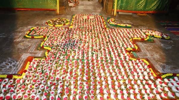 கார்த்திகை சோமவாரம்: சிவ ஆலயங்களில் சங்காபிஷேகம் தரிசித்தால் என்னென்ன நன்மைகள்