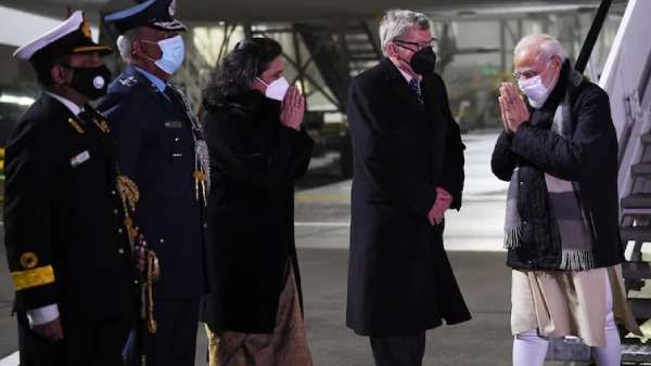 பருவநிலை மாநாடு- கிளாஸ்கோ நகரில் பிரதமர் மோடி- இந்தியர்கள் உற்சாக வரவேற்பு