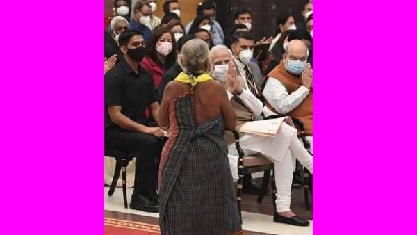 செருப்பு கூட போடல.. பிரதமர் மோடிக்கு பணிவான வணக்கம்.. யார் இந்த துளசி?.. அரங்கை அதிர வைத்த பெண்