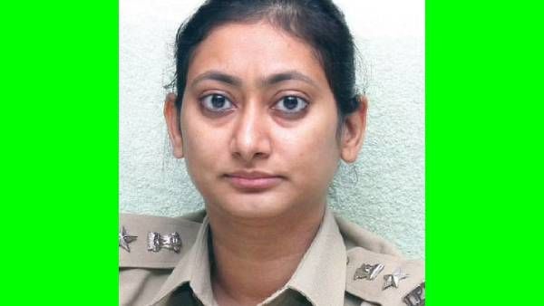 கரூர் அன்புநாதனை அலறவிட்ட வந்திதாவை ஞாபகம் இருக்கா.. பெண் போலீஸ் அதிகாரி தந்த குட் நியூஸ்