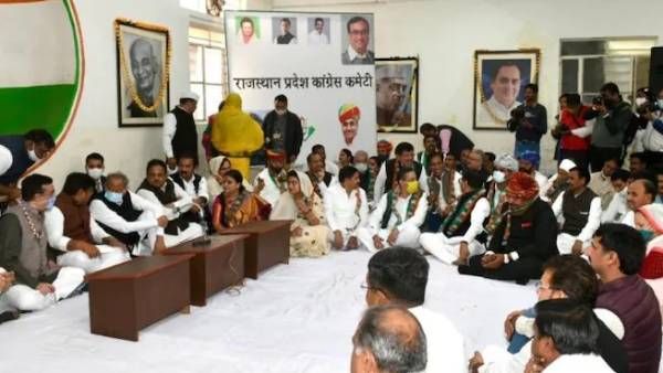 ராஜஸ்தான் அமைச்சரவை மாற்றம்.. புதிய அமைச்சர்களாக 15 பேர் பதவியேற்பு.. சச்சின் பைலட்டுக்கு குஷி!