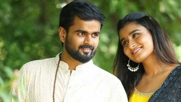 சின்னத்திரை ஜோடிகளான ரேஷ்மா, மதனுக்கு வீடியோ காலில் திருமண வாழ்த்துக் கூறிய சிம்பு