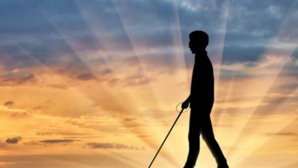 சென்னையில் இறுதி ஊர்வலத்தில் வெடித்த நாட்டுவெடி.. பார்வையை இழந்த மாணவன்.. 3 பேர் கைது