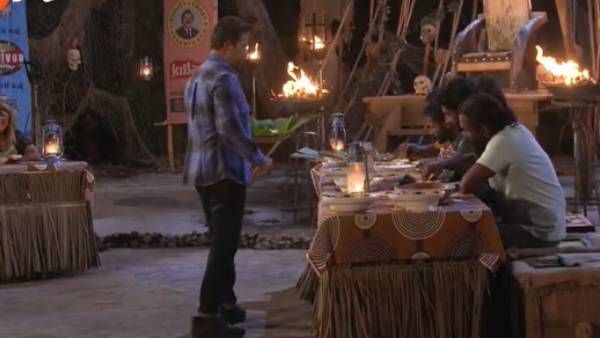 பார்த்துப் பார்த்து உணவு பரிமாறிய அர்ஜுன்...நெகிழ்ந்து போன போட்டியாளர்கள்