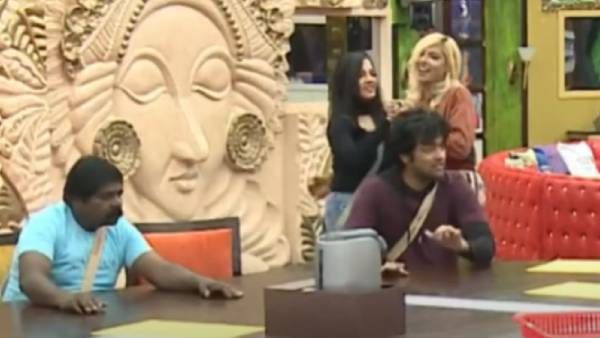 ராஜீ தாளம் போட...ஐக்கி பாட்டுப்பாட..குத்தாட்டம் போட்ட பாவனி..இது வேற லெவல் தான் கொண்டாடும் ரசிகர்கள்