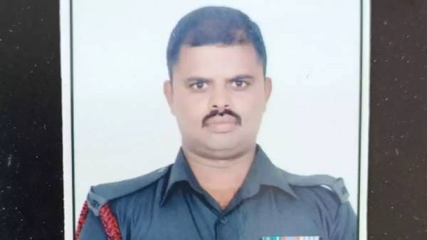 கல்வான் பள்ளத்தாக்கில் உயிரிழந்த தமிழக வீரர் பழனிக்கு வீர் சக்ரா விருது - நன்றி சொன்ன மனைவி