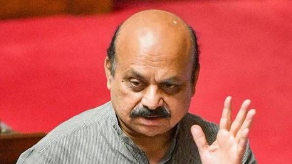 தீர்ப்பை அனைவரும் ஏற்க வேண்டும்.. கலவரம் செய்தால் நடவடிக்கை.. கர்நாடக முதல்வர் பசவராஜ் எச்சரிக்கை.!