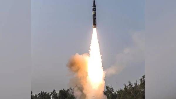 சீறிப்பாய்ந்த அக்னி ப்ரைம்.. அணுகுண்டுகளை சுமந்து செல்லும் ஏவுகணை.. கெத்து காட்டிய டிஆர்டிஓ...!