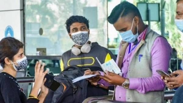 அச்சுறுத்தும் ஓமிக்ரான்.. பூஸ்டர் டோஸ்களில் மத்திய அரசின் முடிவு தான் என்ன? மருத்துவர்கள் தவிப்பு