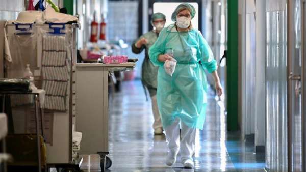 அதிர்ச்சி... டெல்லியில் 26 சதவீதம் அதிகரித்த கொரோனா... தலைநகர் வழியே தலை தூக்குகிறதா கோவிட்?