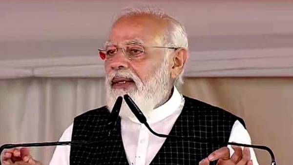 மன்கிபாத் வானொலி: ஓமிக்ரான் பரவல் குறித்து பொதுமக்கள் எச்சரிக்கையாக இருக்க பிரதமர் மோடி வேண்டுகோள்