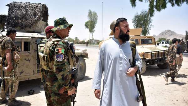 ஆப்கான் எல்லையில் தாலிபான்கள்- ஈரான் ராணுவம் இடையே திடீர் மோதலால் பதற்றம்!