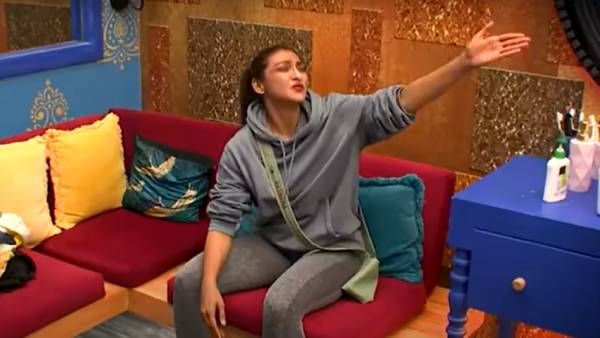 அப்பா மீது சத்தியம் செய்த அக்ஷரா..காரணம் இதுதானா??