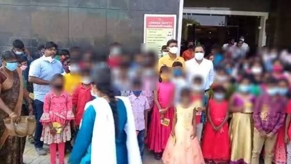 மாநாடு திரைப்படம் பார்க்கப் போன திருவள்ளூர் கலெக்டர், போலீஸ் எஸ்.பி! வெடித்த சர்ச்சை.. ஏன் தெரியுமா?