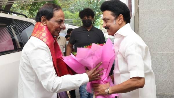 முதல்வர் ஸ்டாலினுடன் சந்திரசேகரராவ் சந்திப்பு.. 3வது அணிக்கு அடித்தளம்?