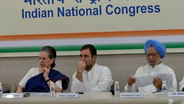 உபி தேர்தல்: களத்தில் மொத்தமாய் குதித்த காங்கிரஸ்.. சோனியா, மன்மோகன், ராகுல்,ப்ரியங்கா பிரச்சாரம்