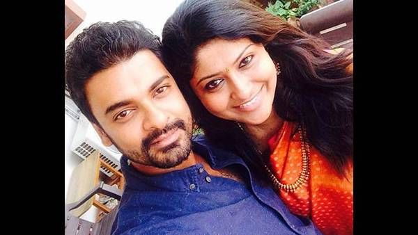 அபிநய் மனைவியின் திடீர் நடவடிக்கை...ஆடி போன அபிநய்... எல்லாம் அதுக்கு தானா